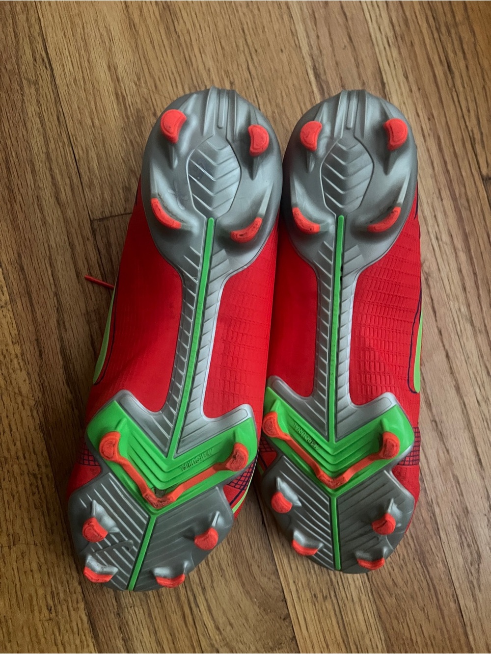 Nike Red Soccer Cleats with Neon Green Accents - Picture 6 of 6